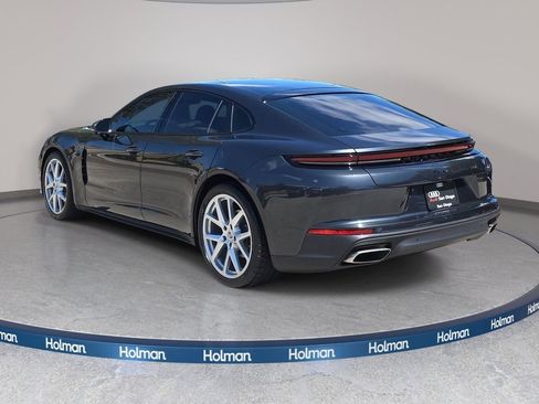 Used 2025 Porsche Panamera RWD image 8