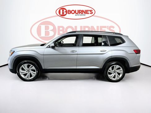 Used 2023 Volkswagen Atlas SE w/ Panoramic Sunroof Package AWD/4WD image 7