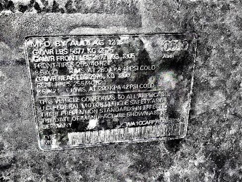 Used 2017 Audi SQ5 Premium Plus w/ Technology Package image 28