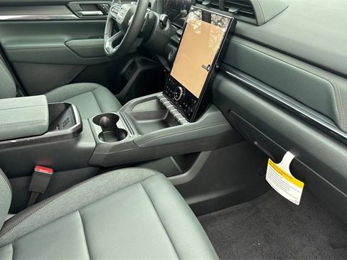 New 2026 GMC Terrain AT4 w/ Convenience Package III image 18