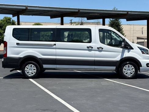 Used 2023 Ford Transit 350 XLT RWD image 7