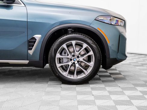 New 2026 BMW X5 xDrive50e image 35