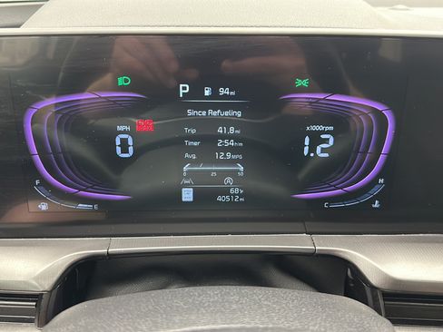 Used 2025 Kia Telluride S AWD/4WD image 17