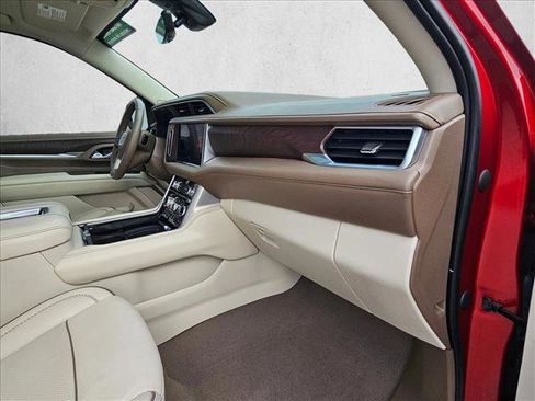 Used 2022 GMC Yukon Denali w/ Denali Premium Package AWD/4WD image 22