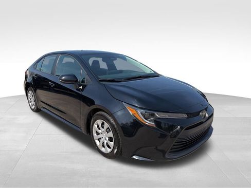 Used 2024 Toyota Corolla LE image 7