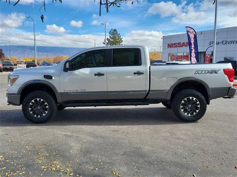 Used 2017 Nissan Titan PRO-4X w/ Pro-4x Convenience Package image 7