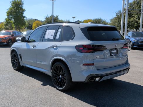 Used 2026 BMW X5 xDrive40i w/ M Sport Package AWD/4WD image 13