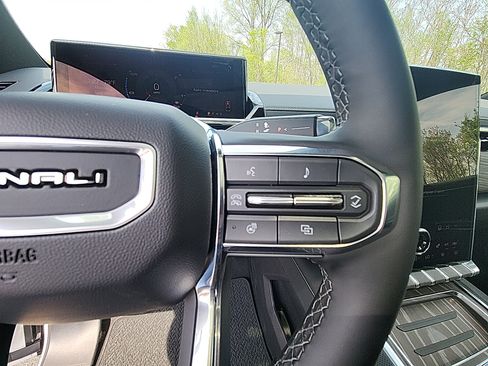 New 2025 GMC Sierra EV Denali AWD/4WD image 22