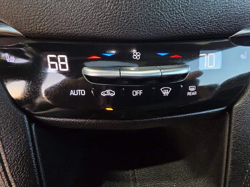 Used 2020 Cadillac XT5 Sportv AWD/4WD image 19