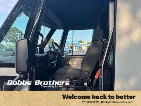 Used 2024 Chevrolet Brightdrop 400 w/ Commercial Equipment Package AWD/4WD image 10
