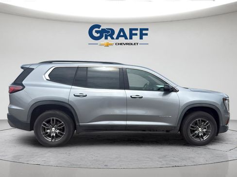 Used 2025 GMC Acadia Elevation AWD/4WD image 9