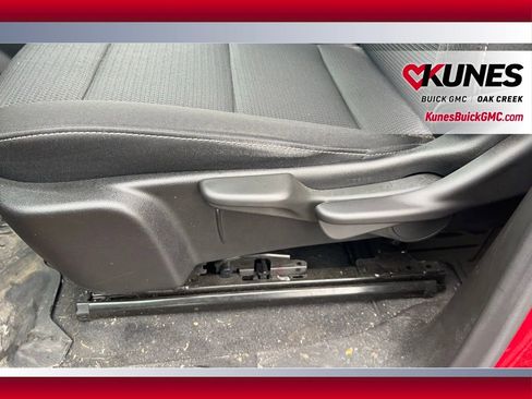 Used 2024 GMC Canyon Elevation w/ Convenience Package image 12