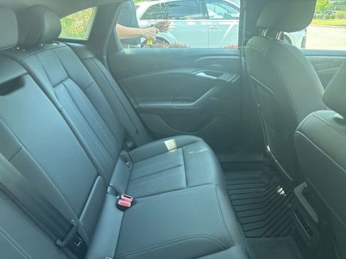 Used 2025 Audi A6 e-tron Premium Plus w/ Premium Plus RWD image 8
