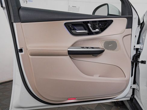 Certified 2026 Mercedes-Benz GLC 300 image 24
