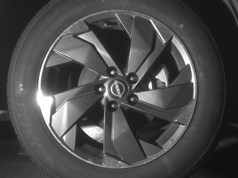 Used 2025 Nissan Rogue SV image 10