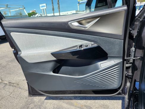 Used 2023 Volkswagen ID.4 Pro RWD image 19
