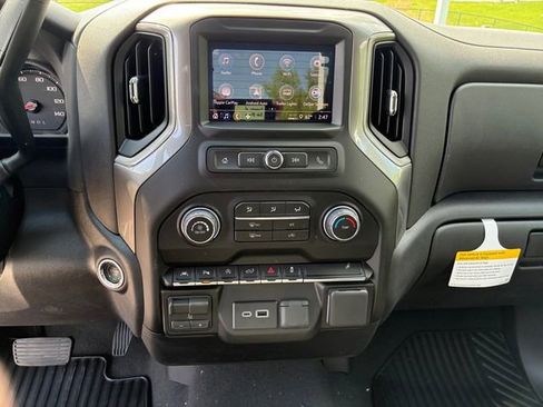 New 2026 Chevrolet Silverado 1500 W/T AWD/4WD image 17