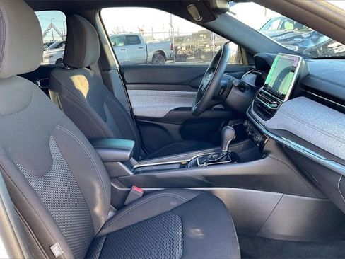 Certified 2025 Jeep Compass Sport image 7