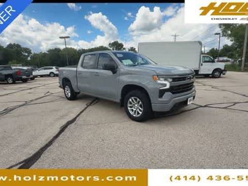 Used 2024 Chevrolet Silverado 1500 RST AWD/4WD image 2