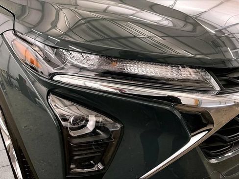 Used 2026 Chevrolet Trax LS FWD image 26
