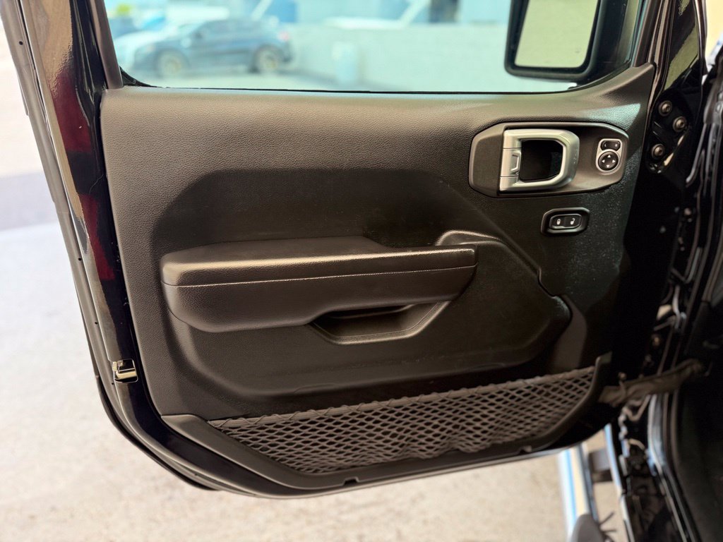 Used 2020 Jeep Wrangler Unlimited Sport AWD/4WD image 24