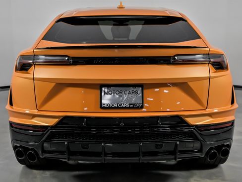 Used 2023 Lamborghini Urus S image 11
