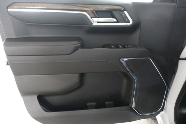 Used 2023 GMC Sierra 1500 SLE AWD/4WD image 9
