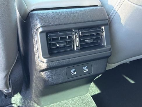 Used 2025 Honda Accord SE image 25