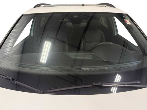 Certified 2023 Volkswagen Tiguan SE R-Line AWD/4WD image 14