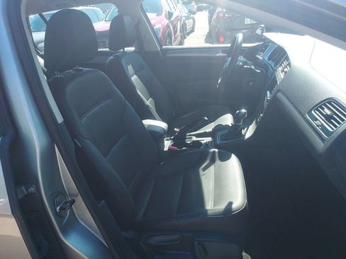 Used 2015 Volkswagen Golf S FWD image 27