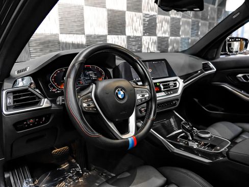 Used 2021 BMW 330i Sedan w/ Driving Assistance Package RWD image 3