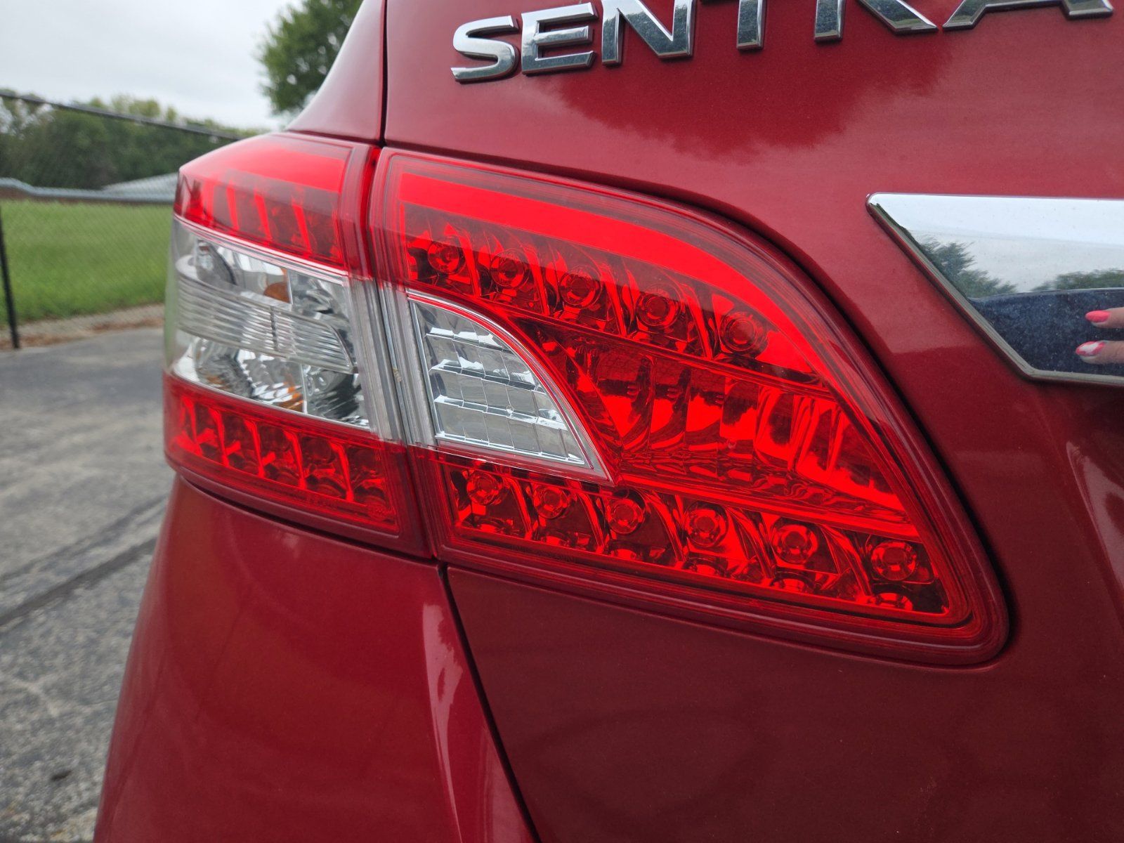 Used 2014 Nissan Sentra SV FWD image 6