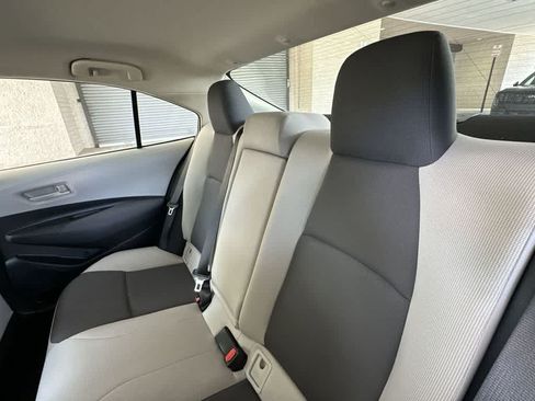 Used 2024 Toyota Corolla LE FWD image 22