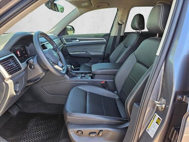 Used 2023 Volkswagen Atlas SE w/ Black Wheel Package AWD/4WD image 22