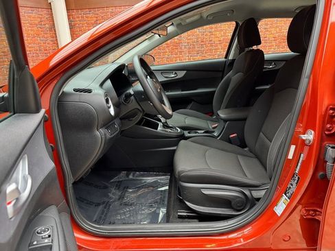 Used 2023 Kia Forte LXS image 22
