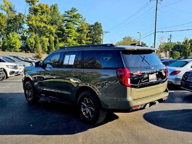 Used 2025 Ford Expedition Tremor AWD/4WD image 13