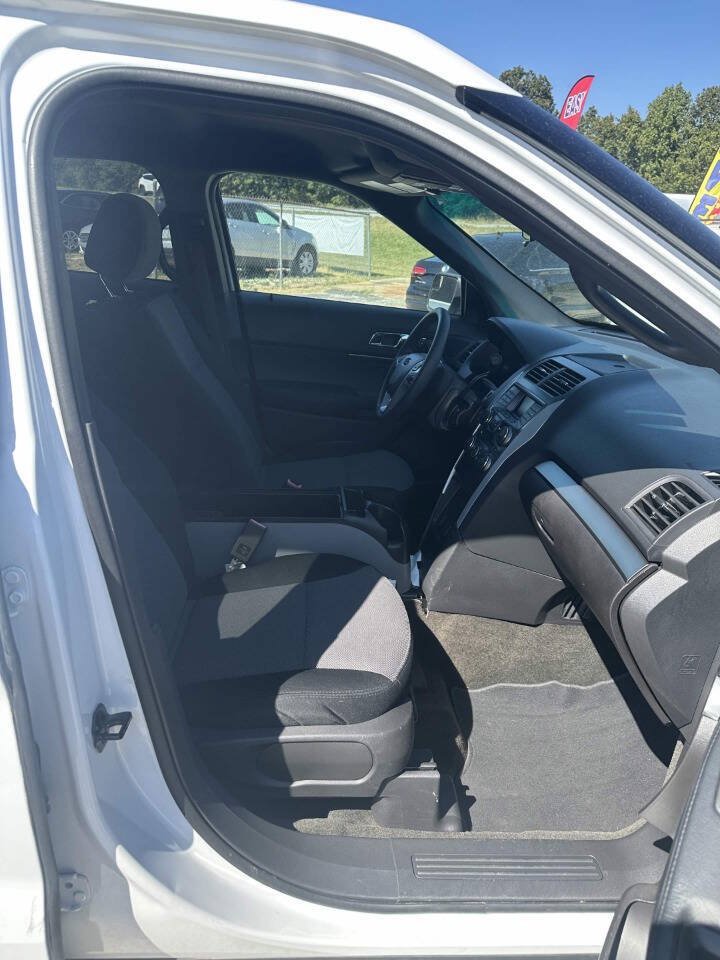 Used 2013 Ford Explorer 4WD Police Interceptor image 7
