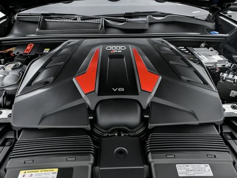 Used 2023 Audi RS Q8 image 17