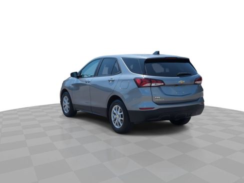 Used 2023 Chevrolet Equinox LS w/ LPO, Cargo Package FWD image 6