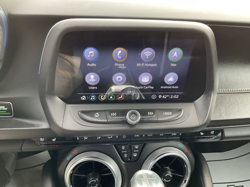 Used 2020 Chevrolet Camaro SS image 11