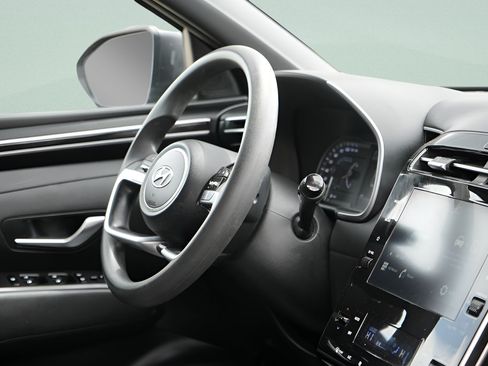 Certified 2024 Hyundai Santa Cruz SEL FWD image 11