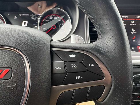 Used 2019 Dodge Charger Scat Pack w/ Dynamics Package RWD image 15