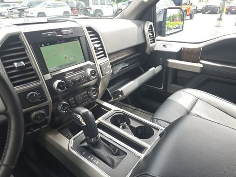 Used 2019 Ford F150 Lariat w/ Equipment Group 502A Luxury image 28