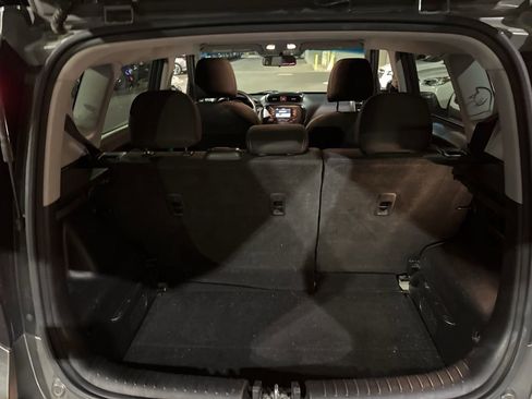 Used 2017 Kia Soul + image 12