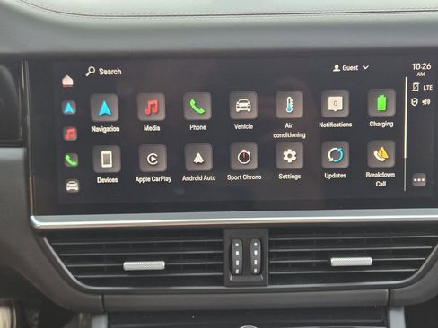 Used 2022 Porsche Cayenne E-Hybrid Coupe image 23