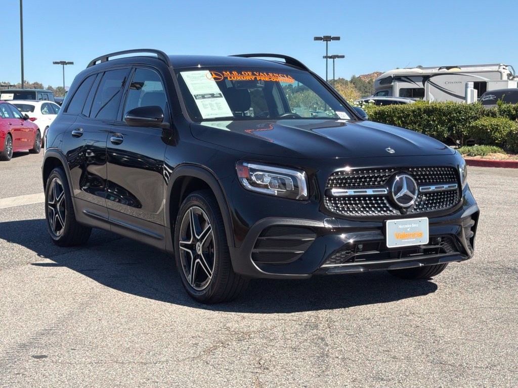 Used 2023 Mercedes-Benz GLB 250 image 4