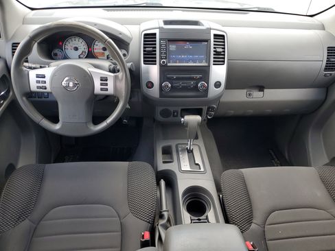 Used 2019 Nissan Frontier Desert Runner image 18