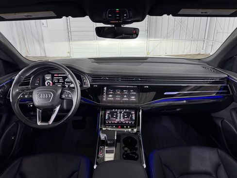 Used 2021 Audi Q8 Prestige AWD/4WD image 23