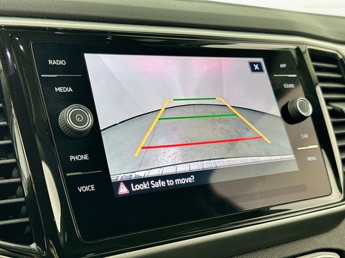 Used 2023 Volkswagen Atlas SE image 13