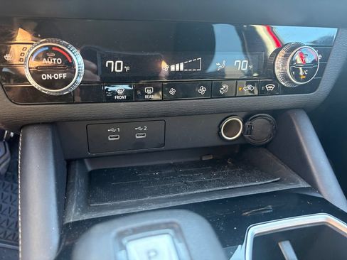 Used 2025 Mitsubishi Outlander ES AWD/4WD image 30